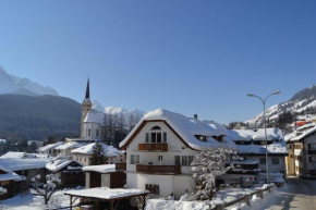 Отель GABRIEL Hotel und Restaurant  Scuol